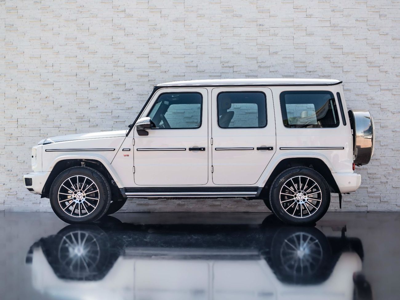 مرسيدس بنز G 500 Std 4.0L (422 HP)