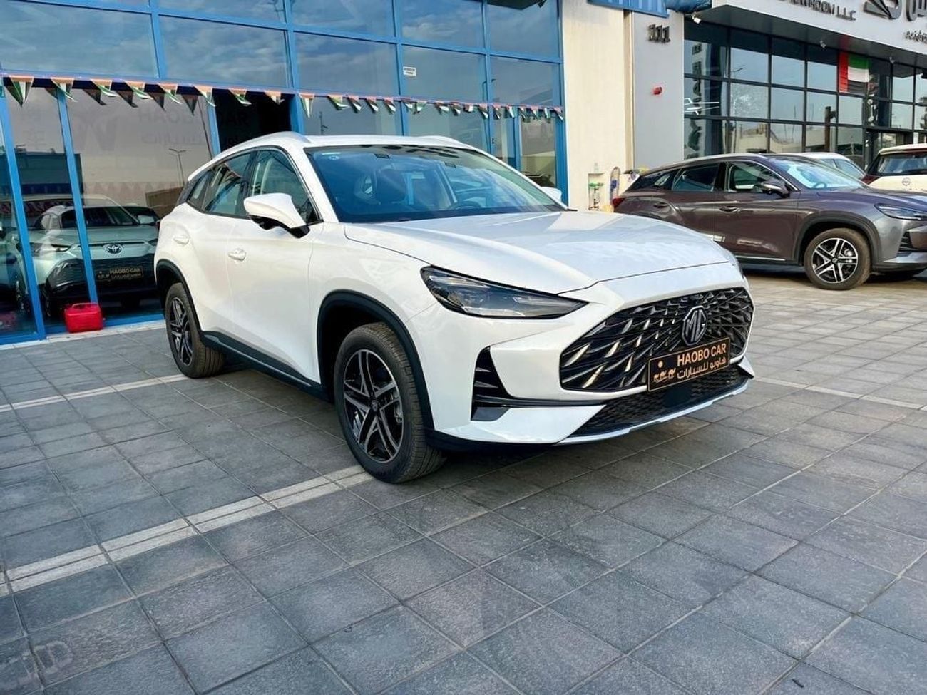 MG MG1 LUX