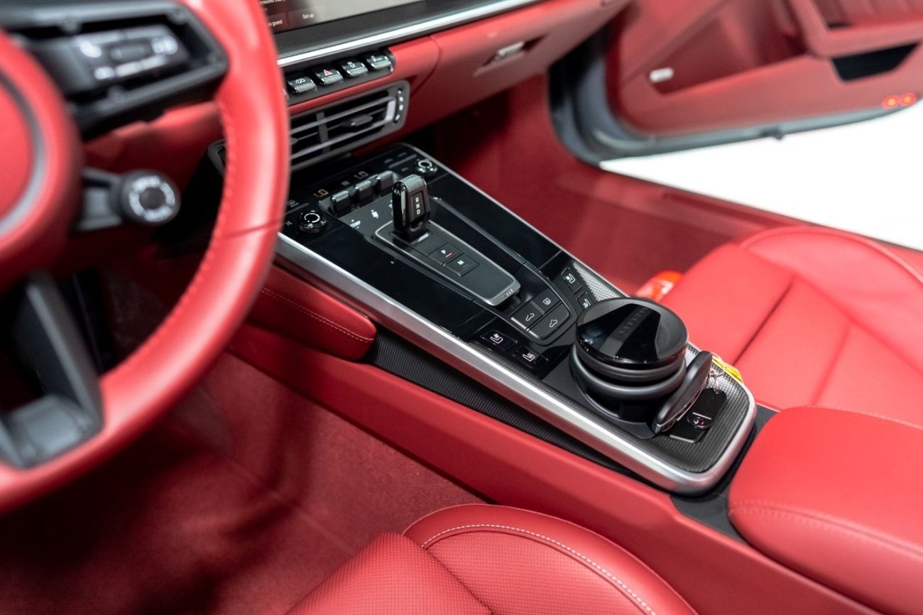 Porsche 911 Turbo S 3.8L (640 HP) Coupe 2024 911 TURBO S | GCC | 2 YEARS WARRANTY | SPORTS EXHAUST