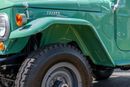 Toyota FJ Cruiser FJ-40