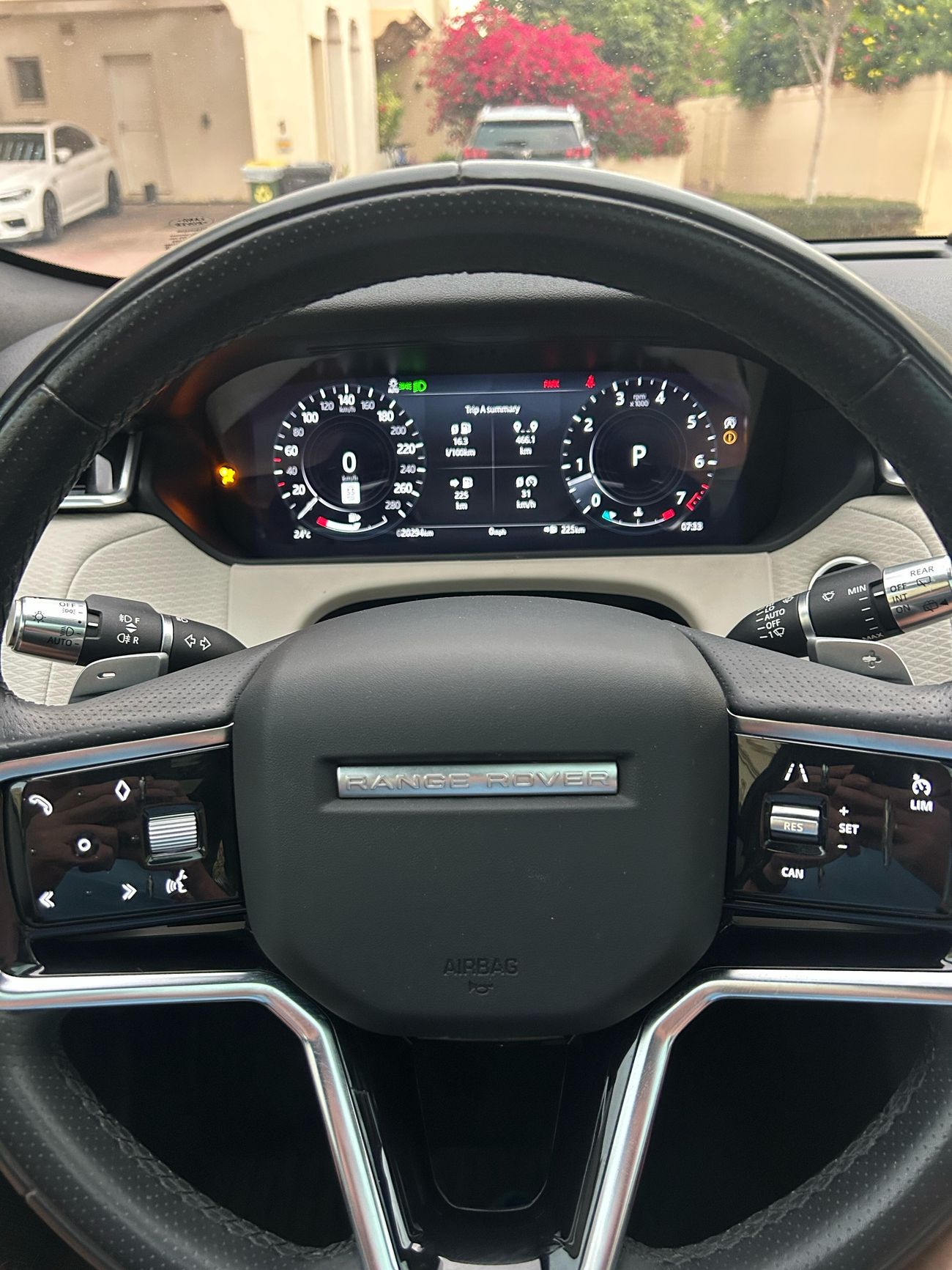 لاند روفر رينج روفر فيلار R-Dynamic 3.0L AWD
