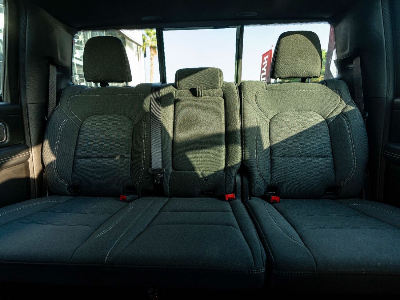 رام 1500 Bighorn Crew Cab 5.7L