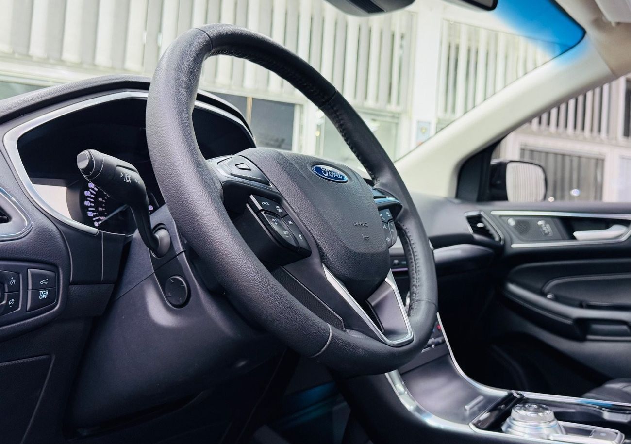 فورد إدج GCC .. FSH .. Original paint .. warranty .. Service .. AWD .. Titanium .