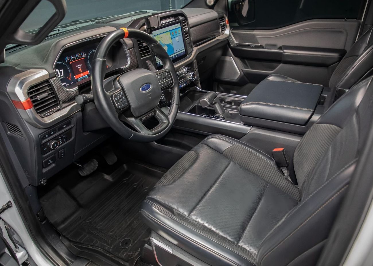 فورد F 150 Raptor 3.5L V6 5,290x60 • 0% DP • 2021 Ford F-150 Raptor Crew Luxury V6 450 BHP • Ford Warranty • GC