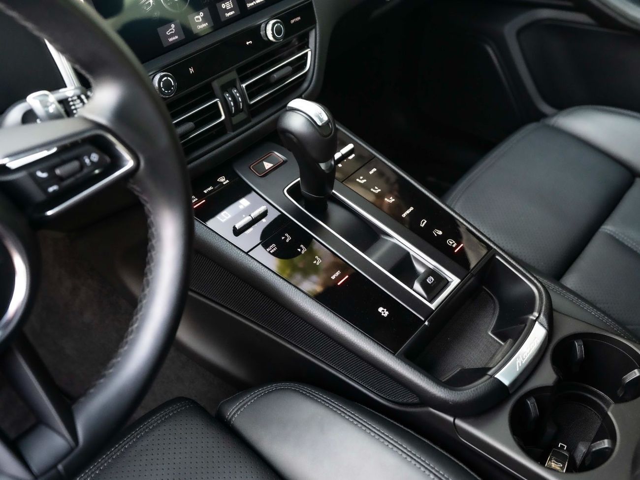 بورش ماكان Std 2.0L (252 HP)