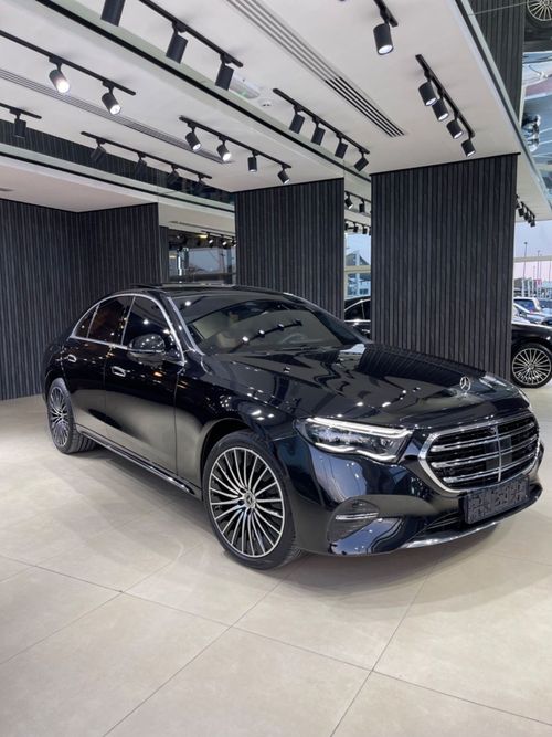 مرسيدس بنز E200 2.0L