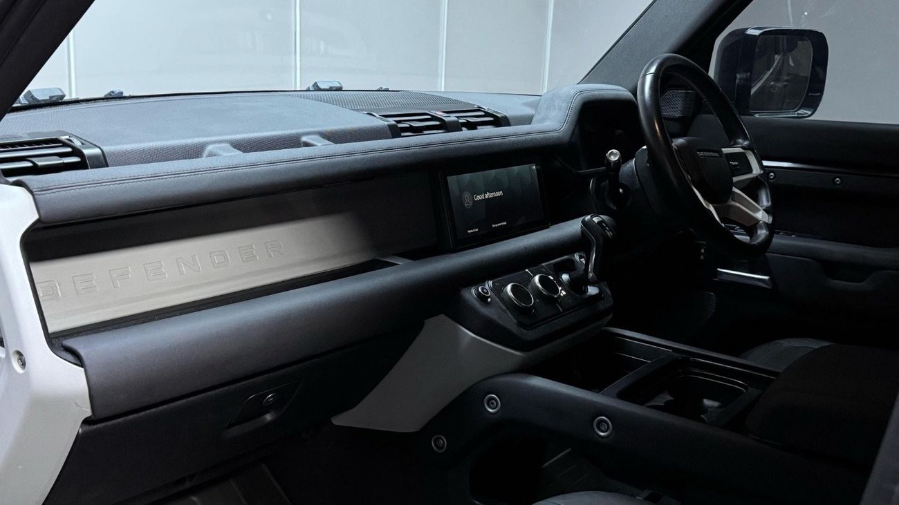 لاند روفر ديفندر Land Rover defender 2022 model full options