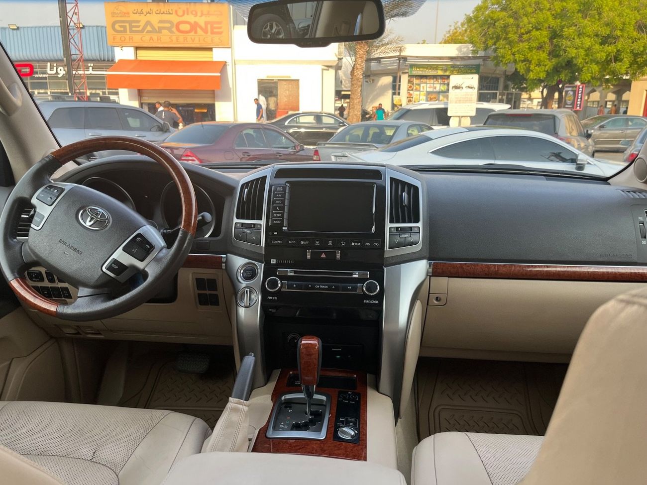 تويوتا لاند كروزر GXR 4.6L
