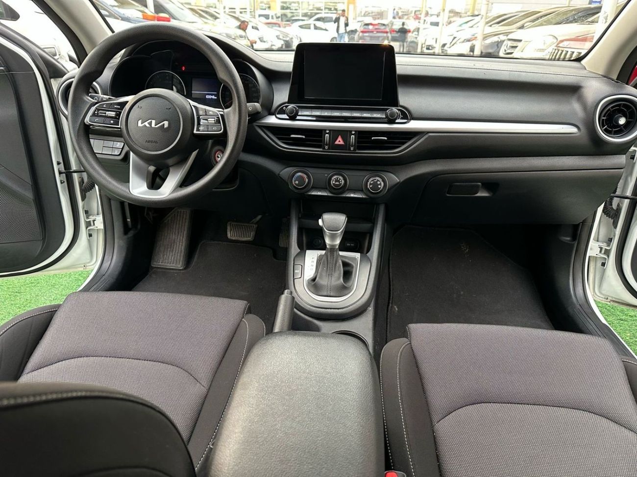 كيا سيراتو LX 1.6L