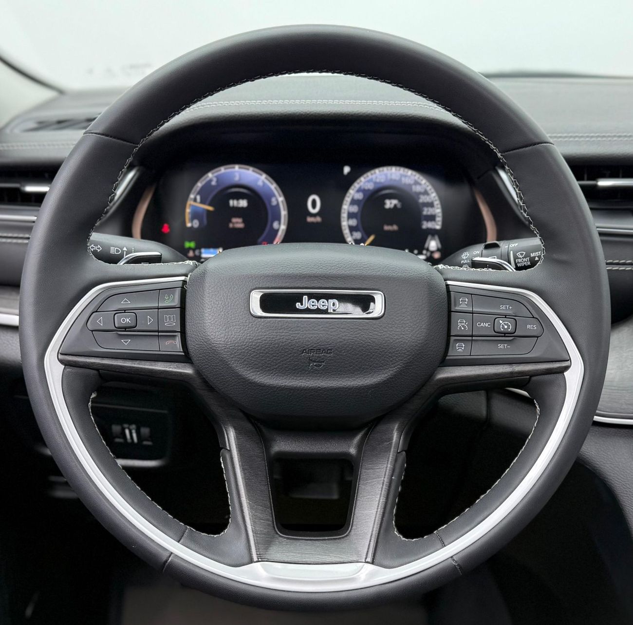 جيب جراند شيروكي L Limited 3.6L 2023 Jeep Grand Cherokee L Limited, Jeep Warranty + Service Pack, Full Jeep Service H