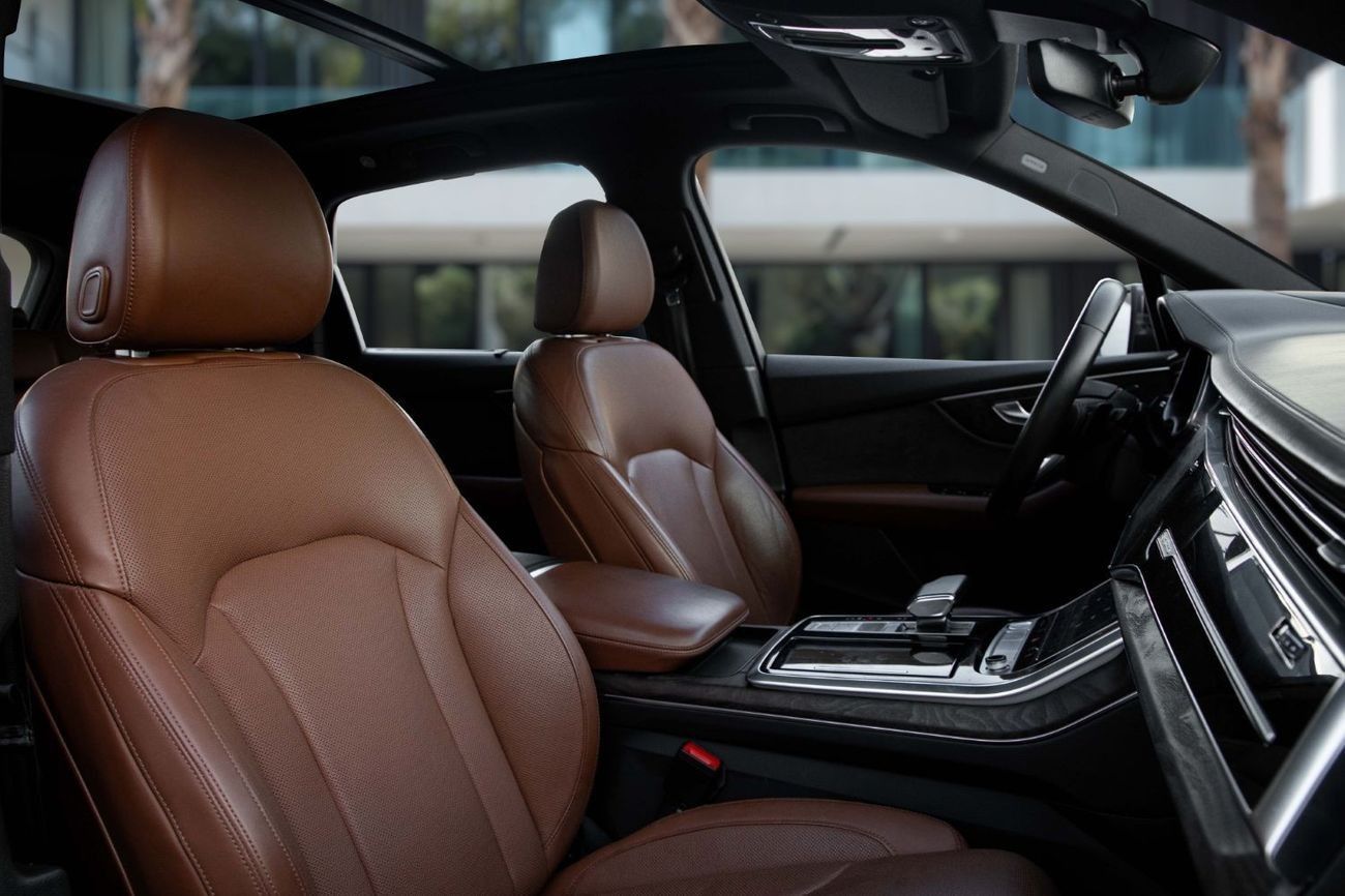 أودي Q7 S-Line | 3,329 P.M  | 0% Downpayment | Pristine Condition!