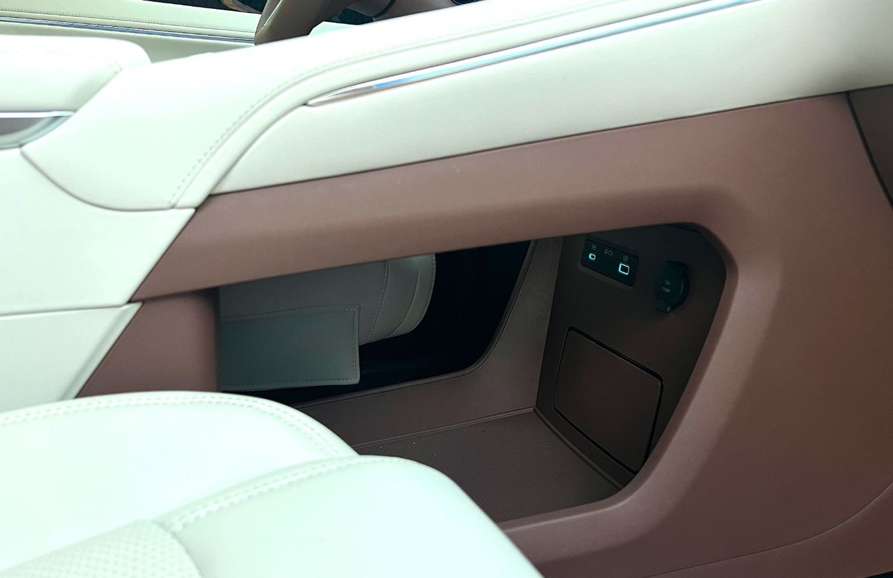 بي واي دي Xia 2025 plug-in hybrid electric vehicle (For Export only)