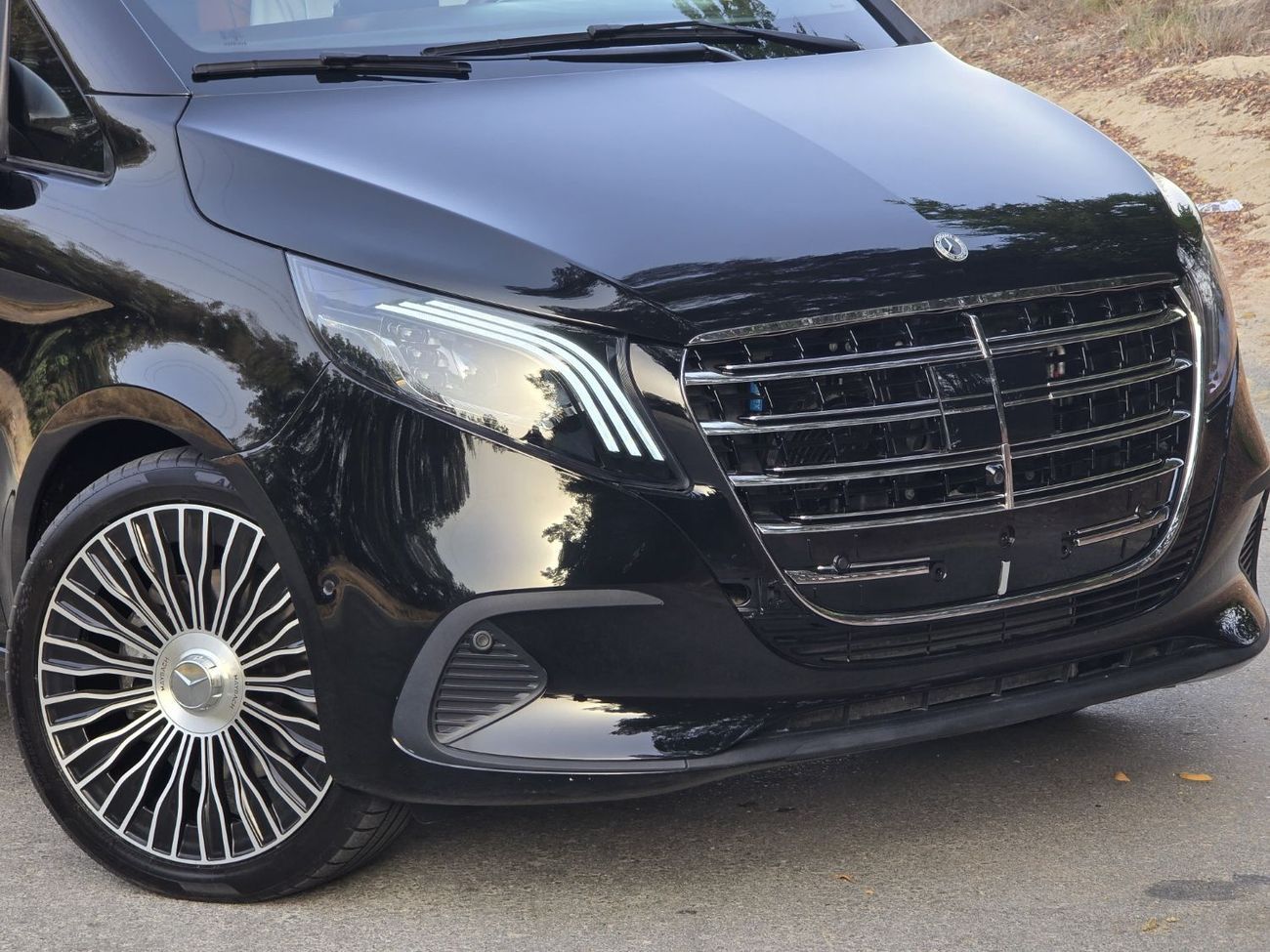 مرسيدس بنز V 250 Std 2.1L